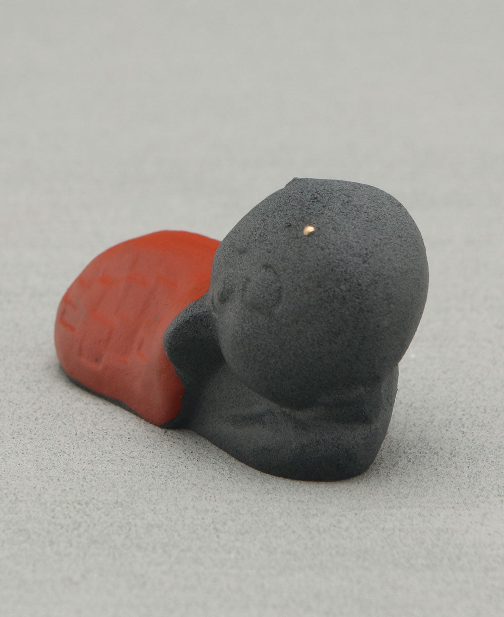 Cast Iron Resting Jizo Statue, Made in Japan - Sculptures & Statues