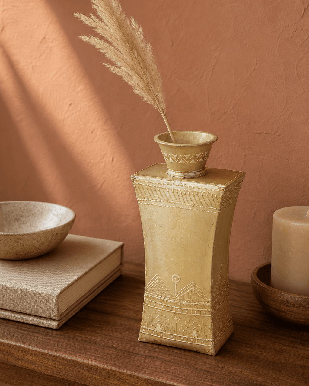 Iridescent Concave Cream Vase - Vase
