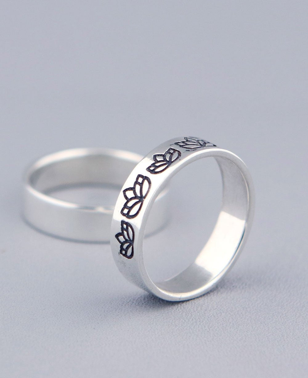 Lotus Design Sized Sterling Silver Band Rings - Rings Size 6