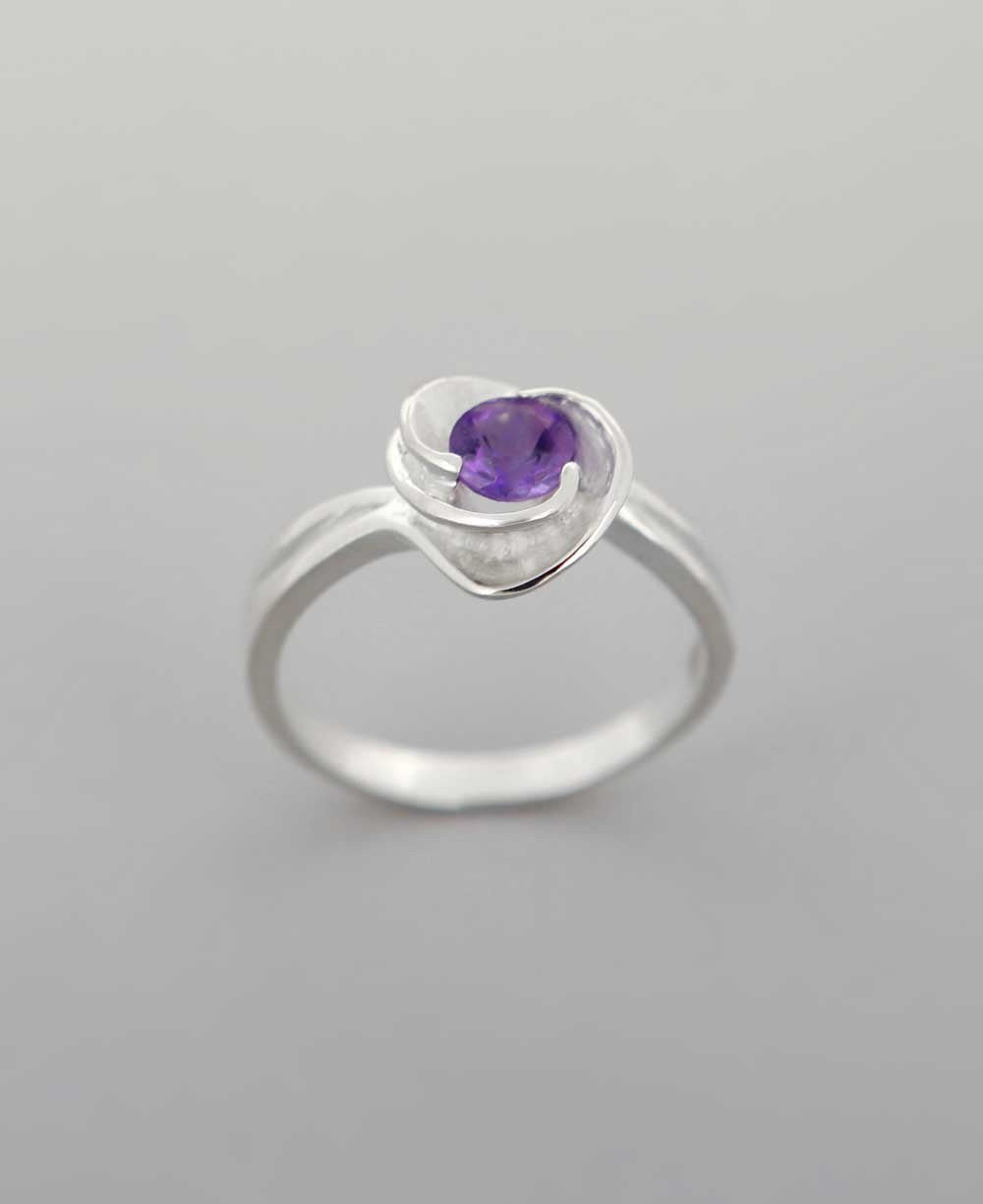 Tranquility Swirl Amethyst Sterling Silver Floral Ring - Rings Size 6